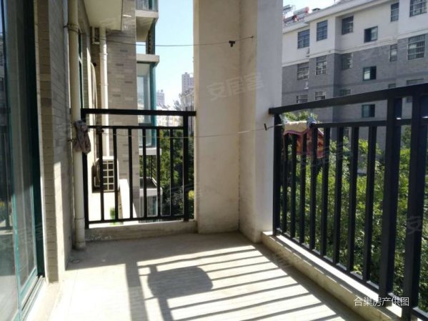 翡翠花园多层洋房 翡翠湖 恒氧恒湿 无公摊面积 仅此一套诚售