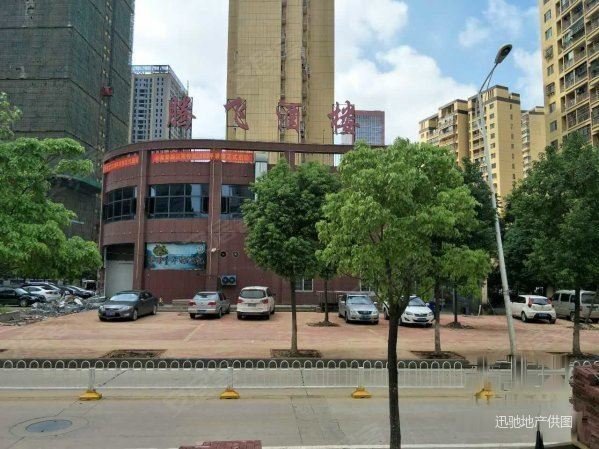 四新商圈新阳广场小房型loft位置好地铁旁带天燃气阳台宜居家