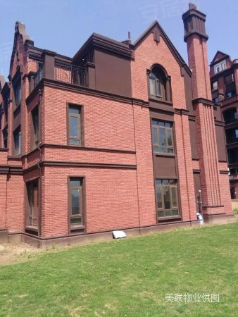 融创国博城联排别墅,大花园多个露台带双指标可转合同!诚心急售