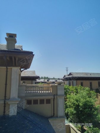 思念果岭五期悦庄双拼别墅500平米超大花园急售