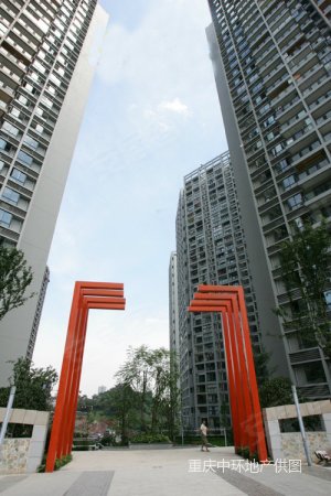 黄泥磅上品十六 朝中庭 精装一房 带大阳台 户型采光好诚心售