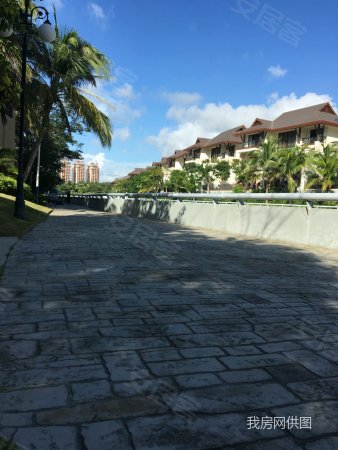 陵水县中心椰林湾大户型 赠送三个超大阳台 旁有养老服务中心