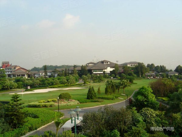 【多图】深圳传世大宅 套内面积1962平米 花园