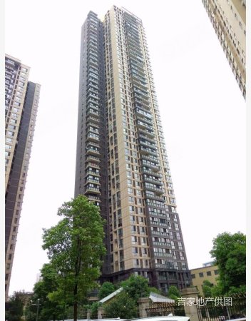 东湖壹号(一期)精装四室 带暖气 好楼层 好采光 随时看房